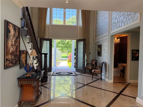 38 Hamlet Woods Drive Saint James NY 11780