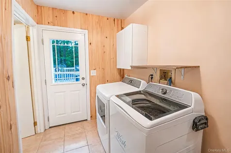 2 Barbara Anne Street Manorville NY 11949