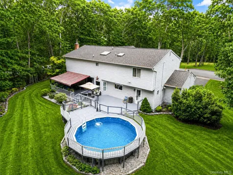 2 Barbara Anne Street Manorville NY 11949