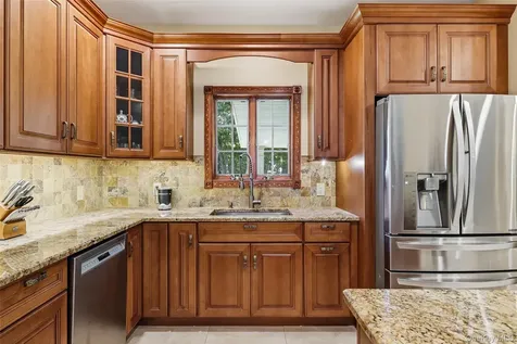 225 Old Willets Path Smithtown NY 11787