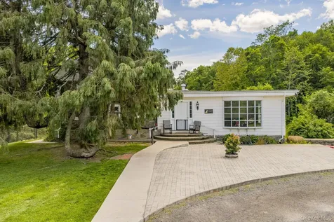 140 Station Road Kingston NY 12401