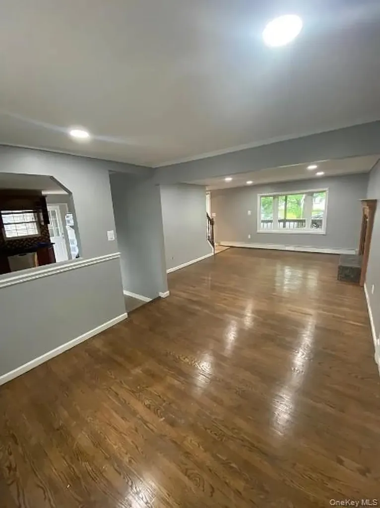 25 Newport Avenue Selden NY 11784