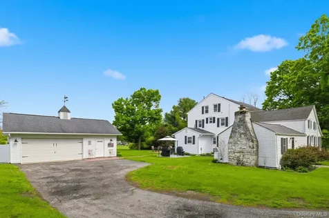 6 Country Club Road Hopewell Junction NY 12533