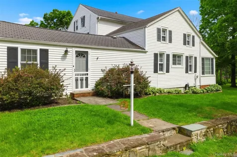 6 Country Club Road Hopewell Junction NY 12533