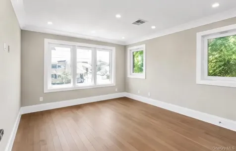 118 W Cherry Street Hicksville NY 11801