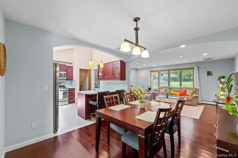 2463 N Pine Grove Court Yorktown Heights NY 10598