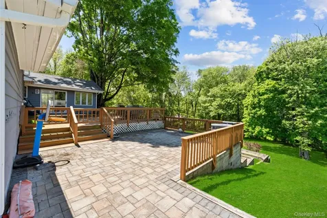 2463 N Pine Grove Court Yorktown Heights NY 10598