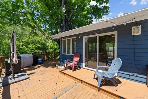 2463 N Pine Grove Court Yorktown Heights NY 10598