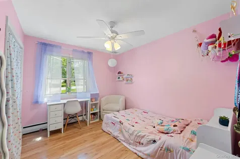 2463 N Pine Grove Court Yorktown Heights NY 10598