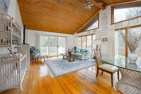 4 Kilmer Road Hyde Park NY 12538
