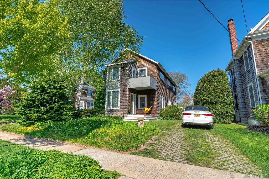 306 6th Street Greenport NY 11944