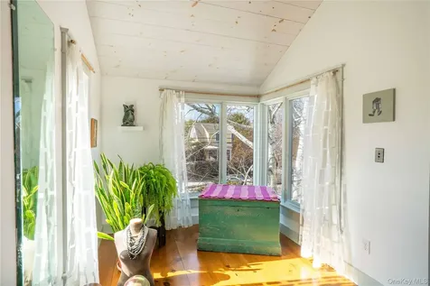 306 6th Street Greenport NY 11944