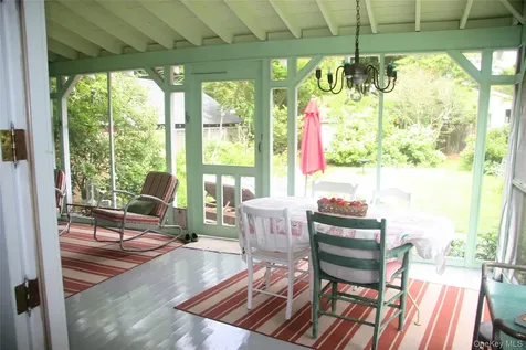 306 6th Street Greenport NY 11944