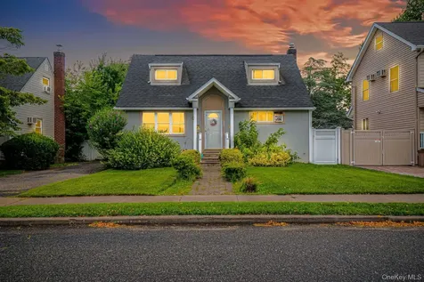 68 Cliff Drive Hicksville NY 11801