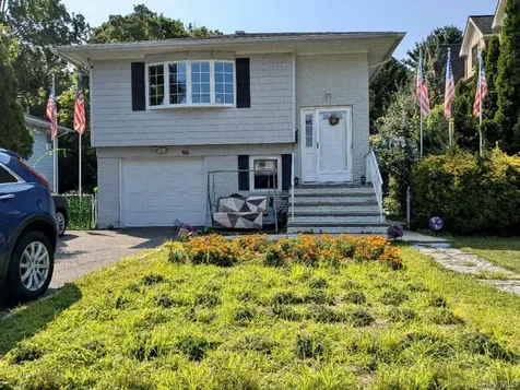 90 Cocks Lane Locust Valley NY 11560