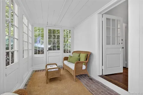 490 Duck Pond Road Locust Valley NY 11560