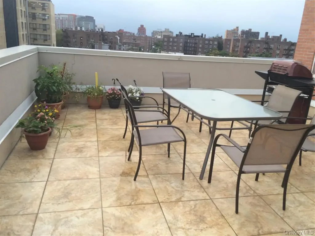 14075 Ash Avenue Flushing NY 11355