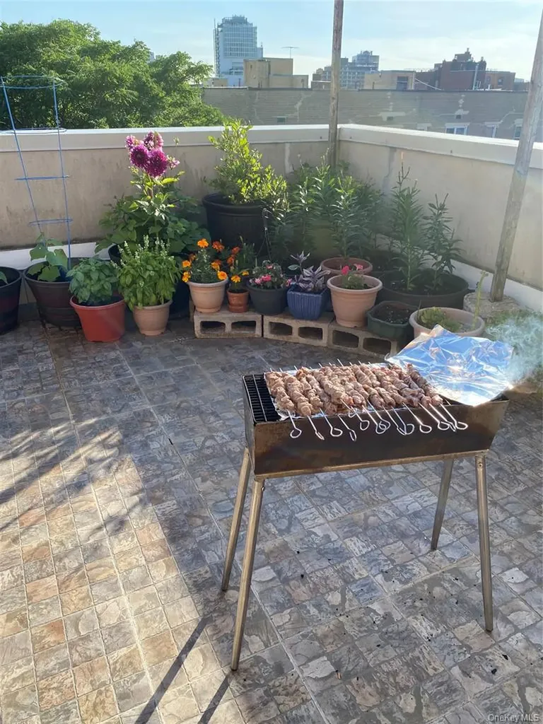 14075 Ash Avenue Flushing NY 11355