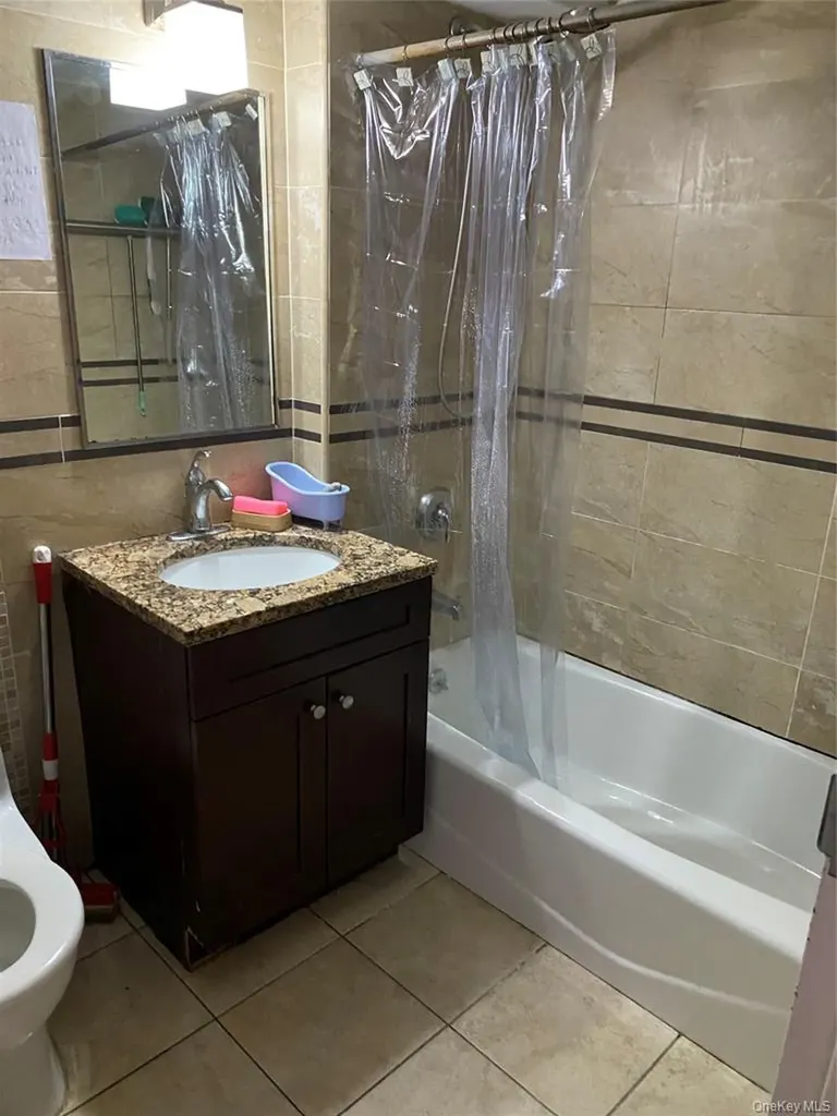 14075 Ash Avenue Flushing NY 11355