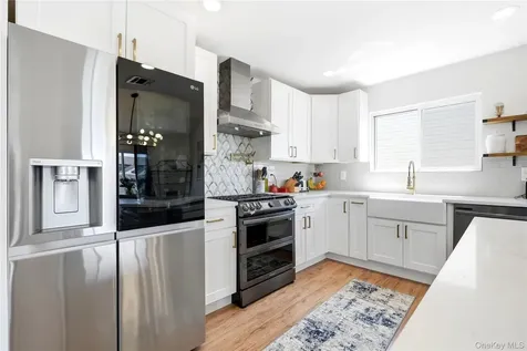 2569 Seminole Avenue Seaford NY 11783