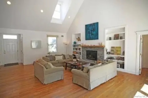 111 Merchants Path Sag Harbor NY 11963