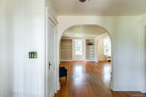 46 N Parsonage Street Rhinebeck NY 12572