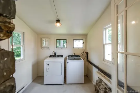 46 N Parsonage Street Rhinebeck NY 12572