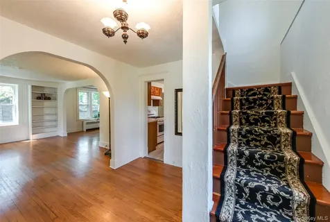 46 N Parsonage Street Rhinebeck NY 12572