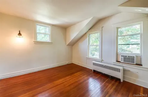 46 N Parsonage Street Rhinebeck NY 12572