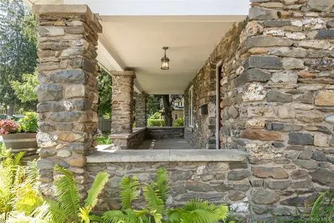 46 N Parsonage Street Rhinebeck NY 12572
