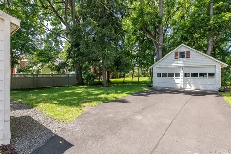 46 N Parsonage Street Rhinebeck NY 12572