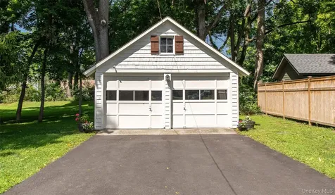 46 N Parsonage Street Rhinebeck NY 12572