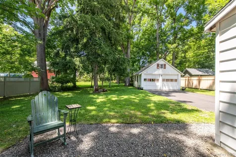 46 N Parsonage Street Rhinebeck NY 12572