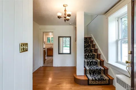 46 N Parsonage Street Rhinebeck NY 12572