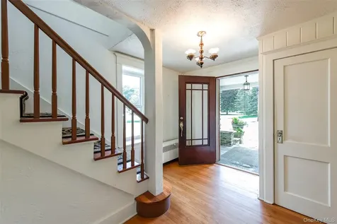 46 N Parsonage Street Rhinebeck NY 12572