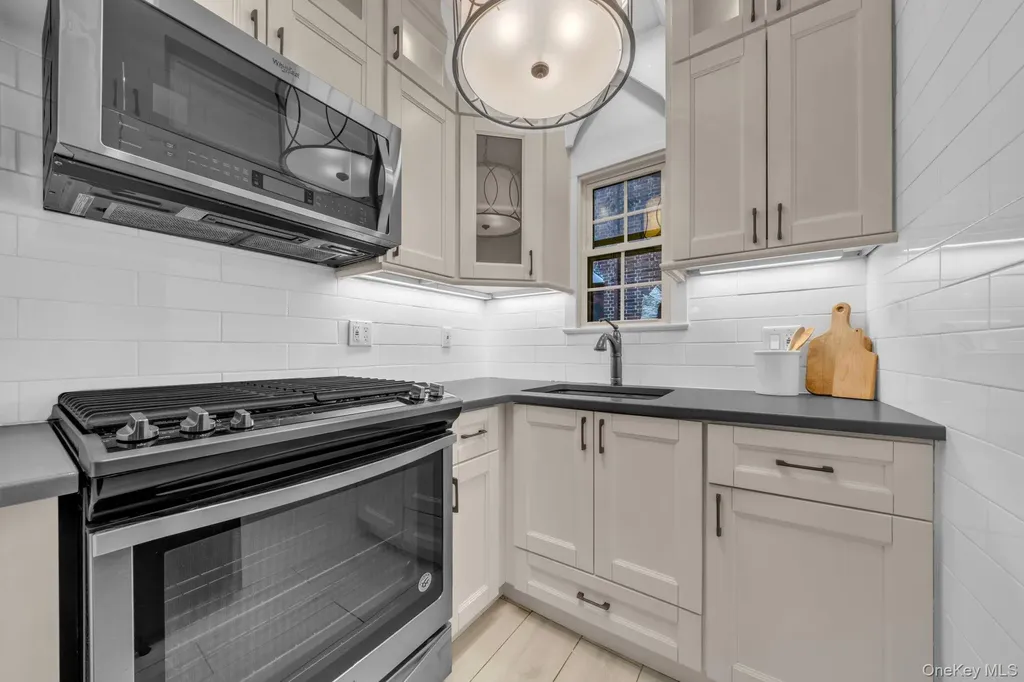 35-05 167th Street Flushing NY 11358