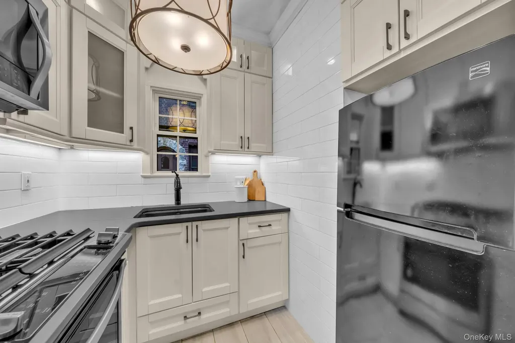 35-05 167th Street Flushing NY 11358