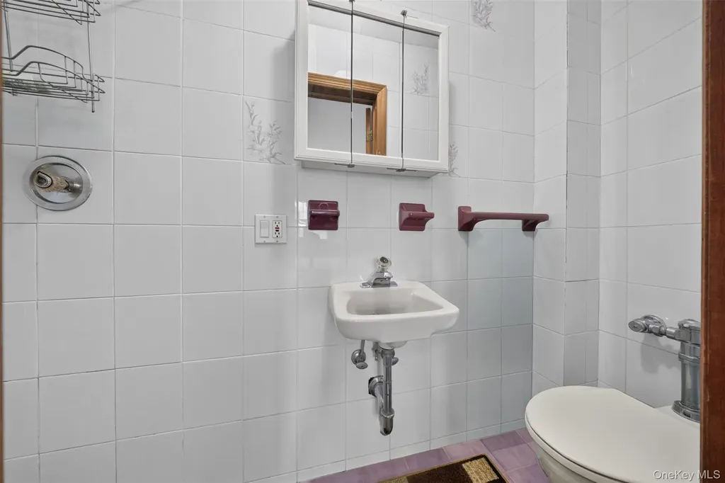 138-61 63rd Avenue Flushing NY 11367