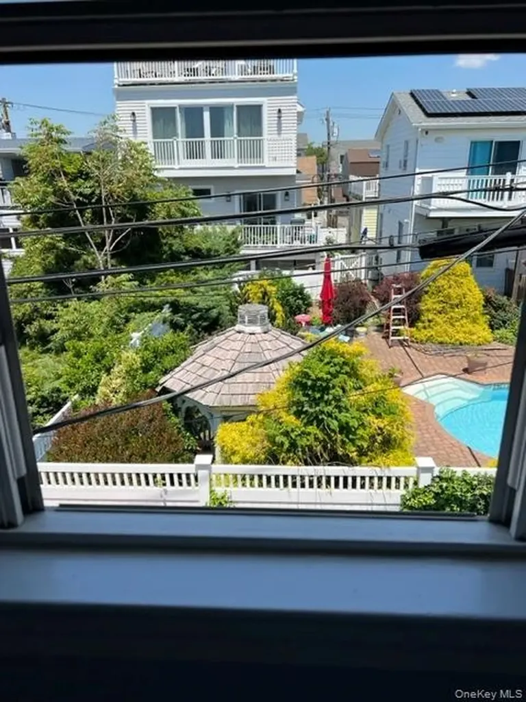 833 Oceanfront Long Beach NY 11561