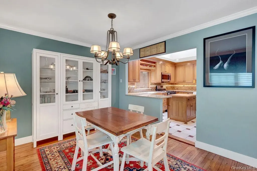 40 Ogston Terrace Malverne NY 11565
