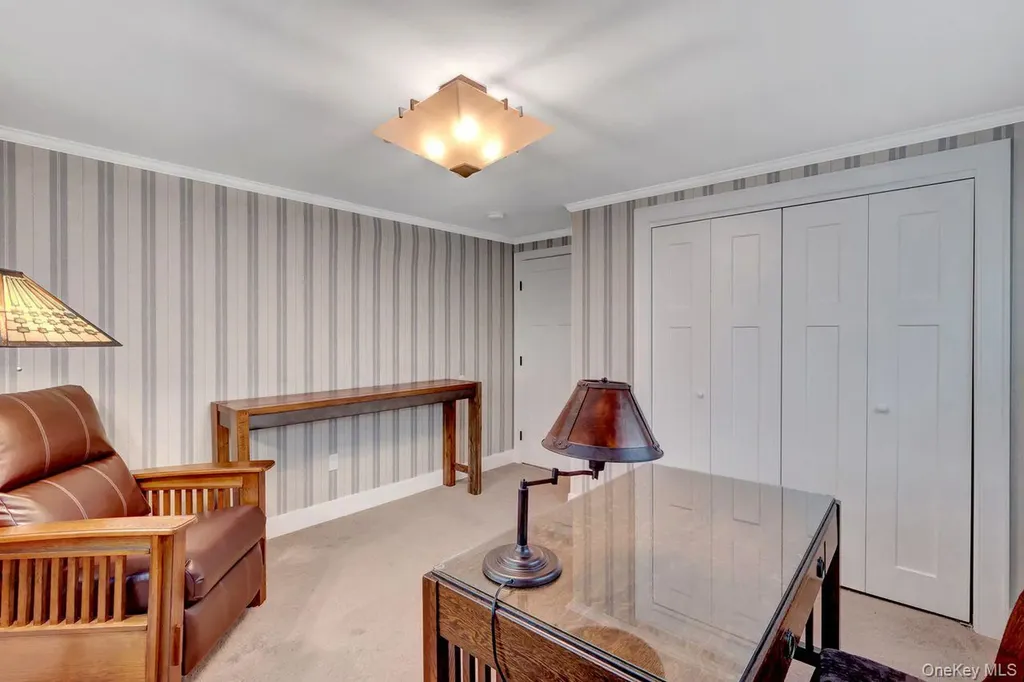 40 Ogston Terrace Malverne NY 11565