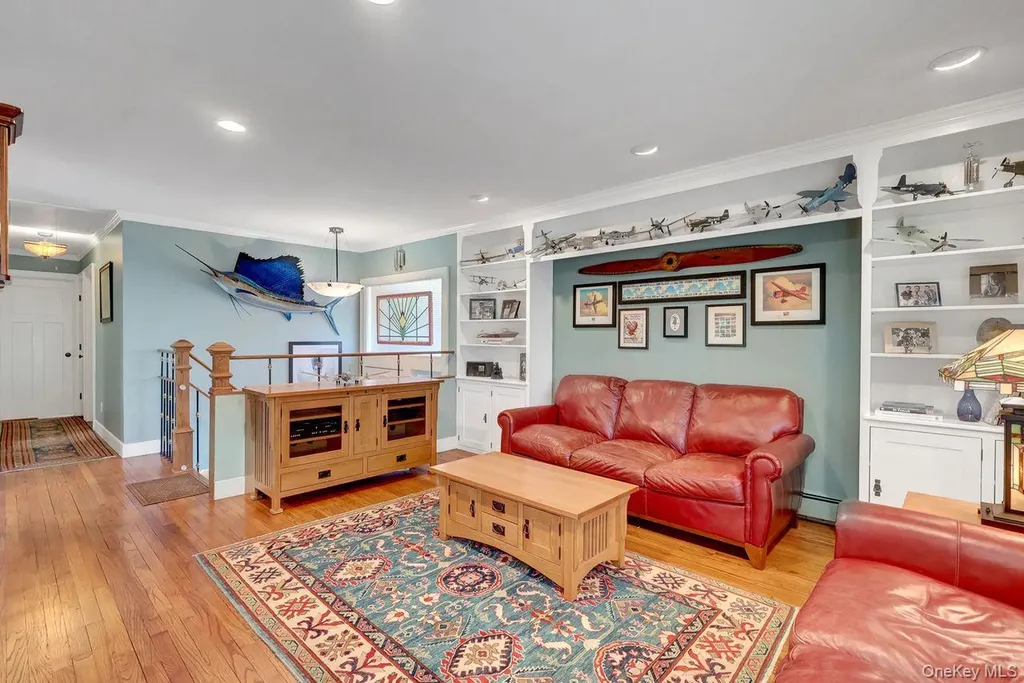 40 Ogston Terrace Malverne NY 11565