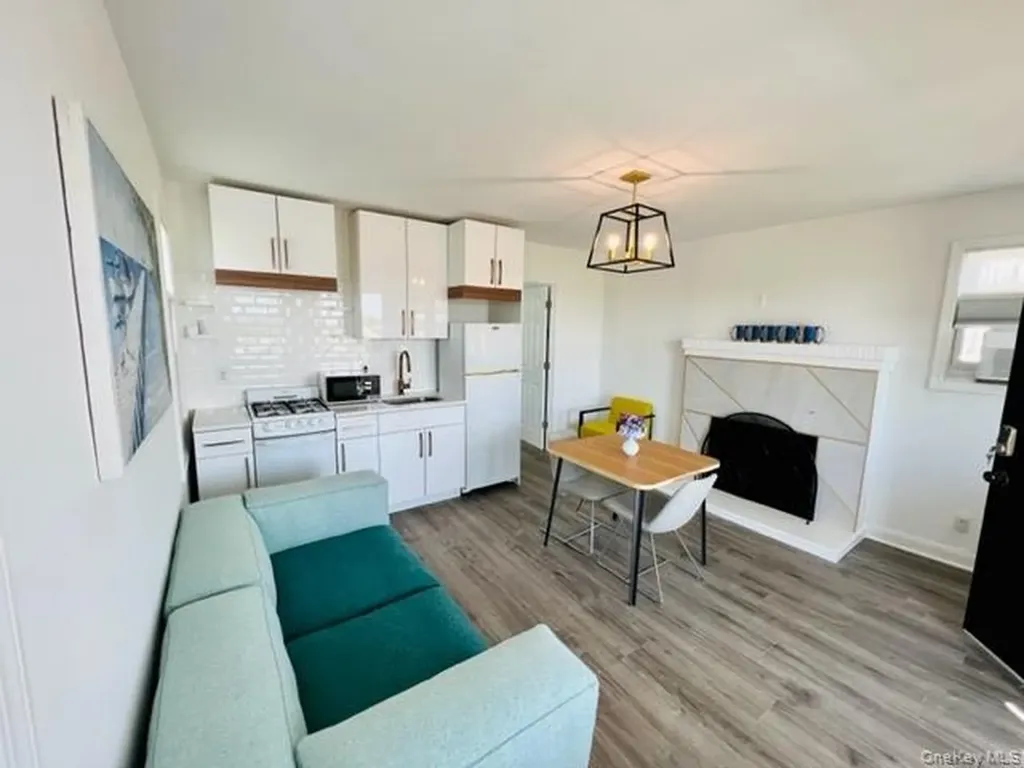 833 Oceanfront Long Beach NY 11561