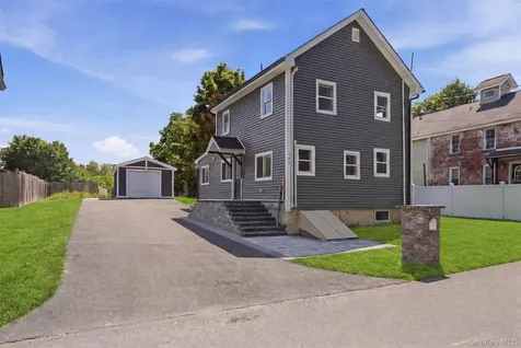 142 Railroad Avenue Kingston NY 12401
