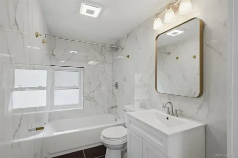 142 Railroad Avenue Kingston NY 12401