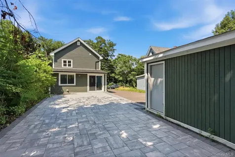 142 Railroad Avenue Kingston NY 12401