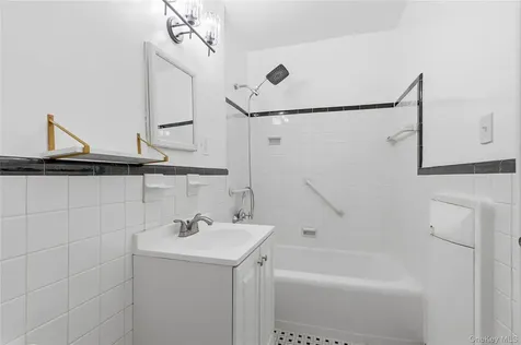 1133 Midland Avenue Bronxville NY 10708