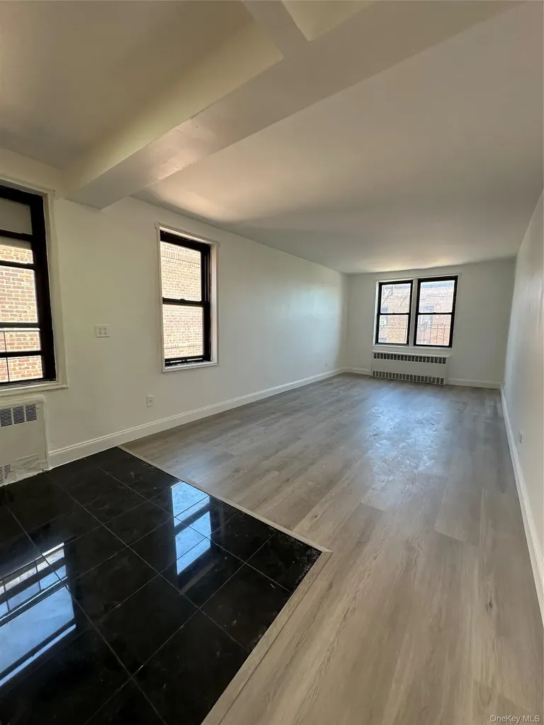 150-30 71 Avenue Flushing NY 11367