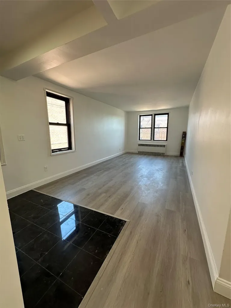 150-30 71 Avenue Flushing NY 11367
