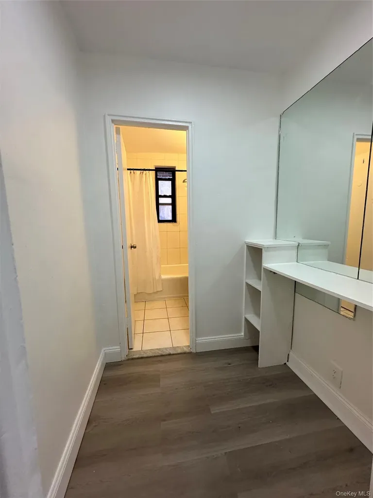 150-30 71 Avenue Flushing NY 11367
